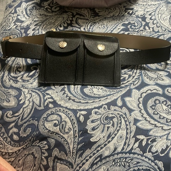 Vince Camuto Accessories - black waist belt